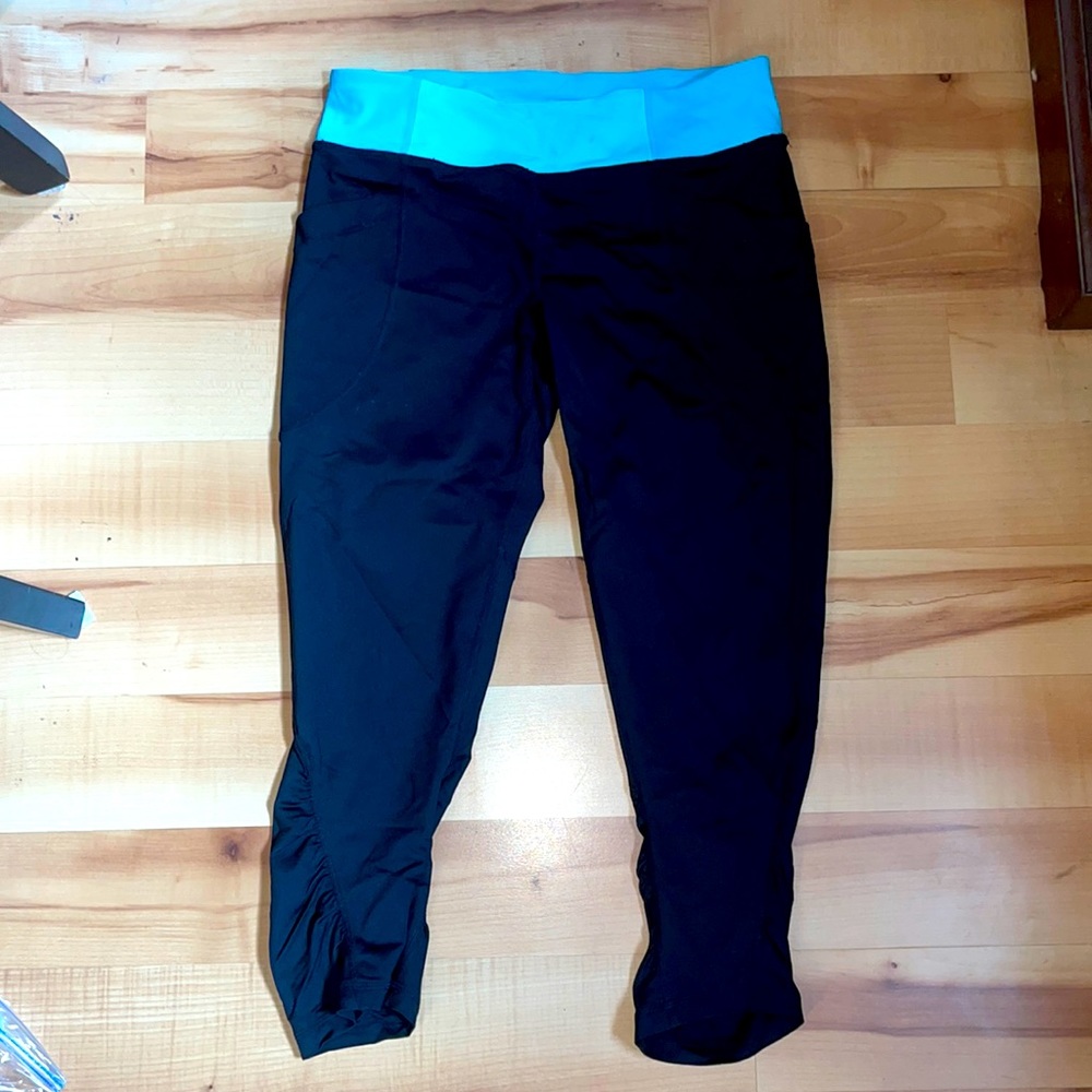 Calvin Klein cropped leggings